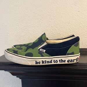Vans Kids Camo Slip-On Sneakers - Green and Black